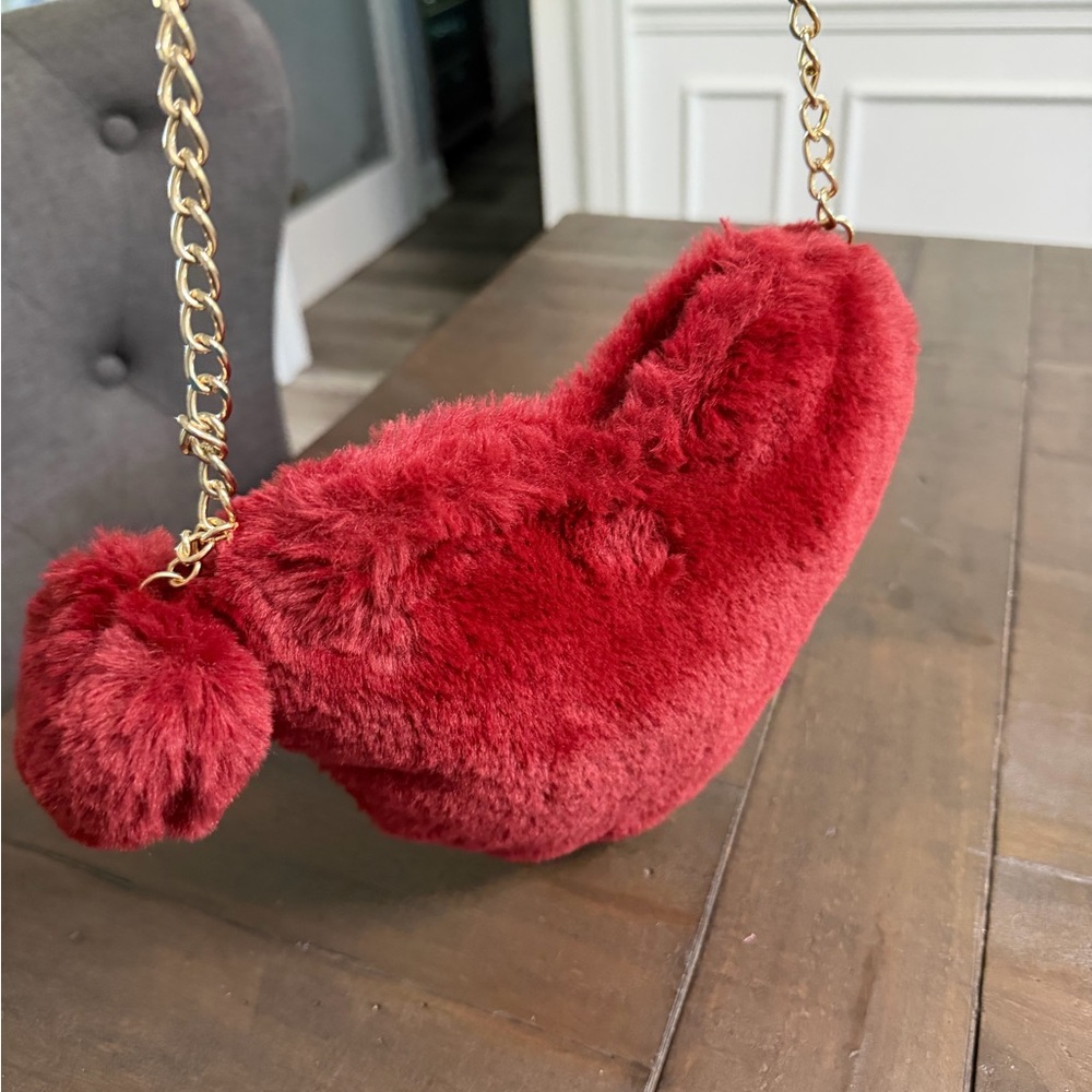 Red Faux Fur Heart-Shaped Crossbody Bag